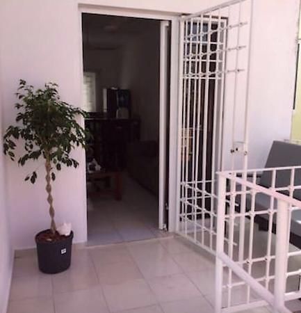 DEPARTAMENTO del carmen Appartamento Playa del Carmen Esterno foto